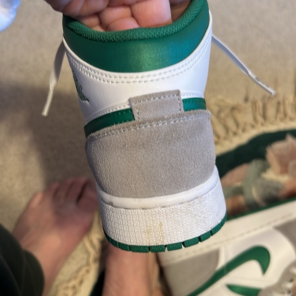 Air Jordan Tennis Shoes - Picture 6 of 6